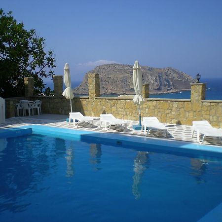 Yiannis Ηotel Foiníkion Exterior photo