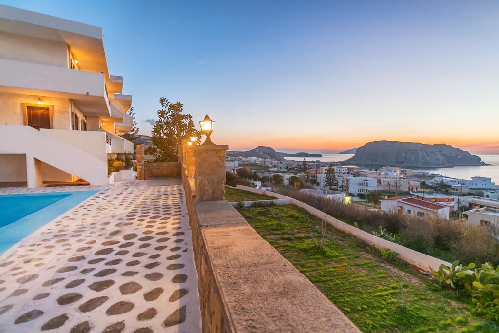 Yiannis Ηotel Foiníkion Exterior photo