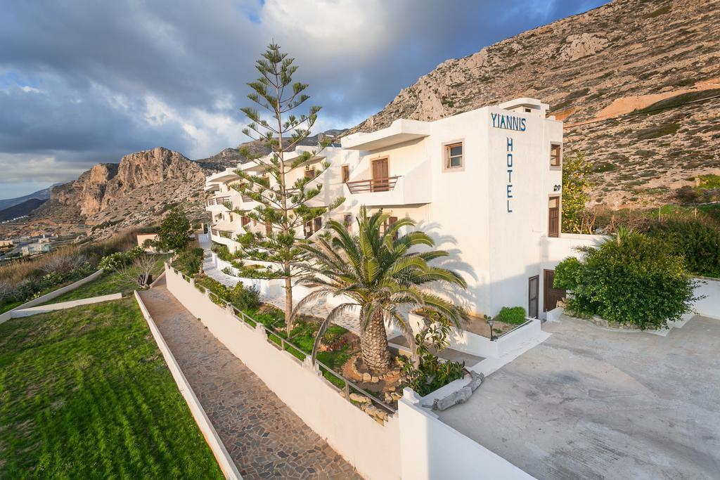 Yiannis Ηotel Foiníkion Exterior photo
