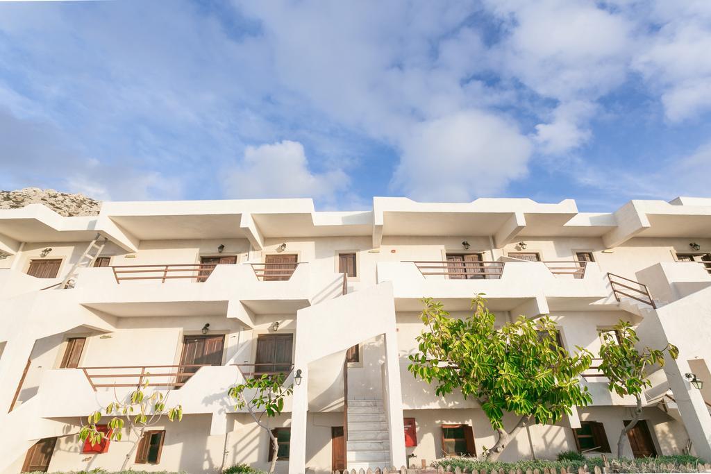 Yiannis Ηotel Foiníkion Exterior photo